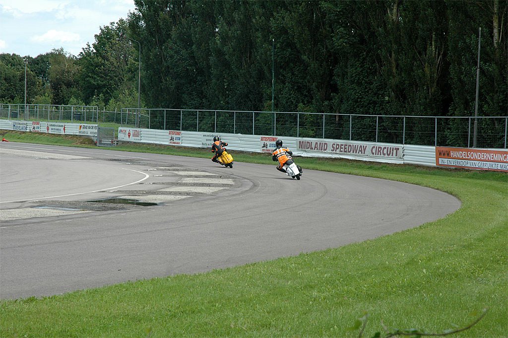 DSC-1605a.jpg