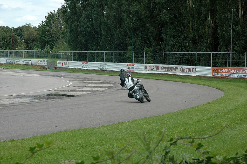 DSC-1612a.jpg