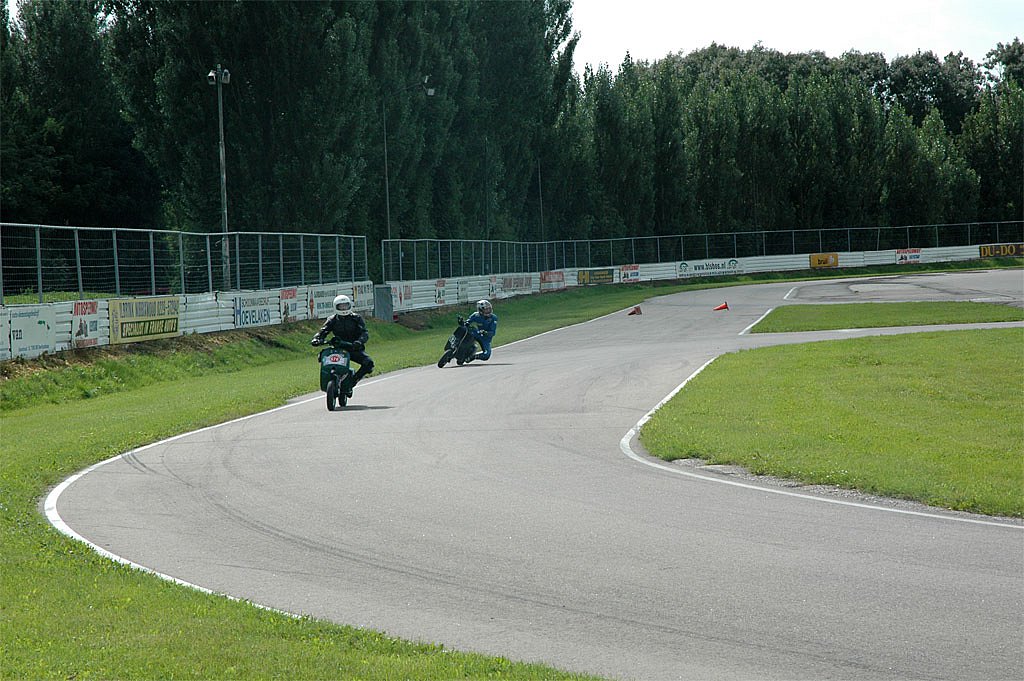 DSC-1656a.jpg