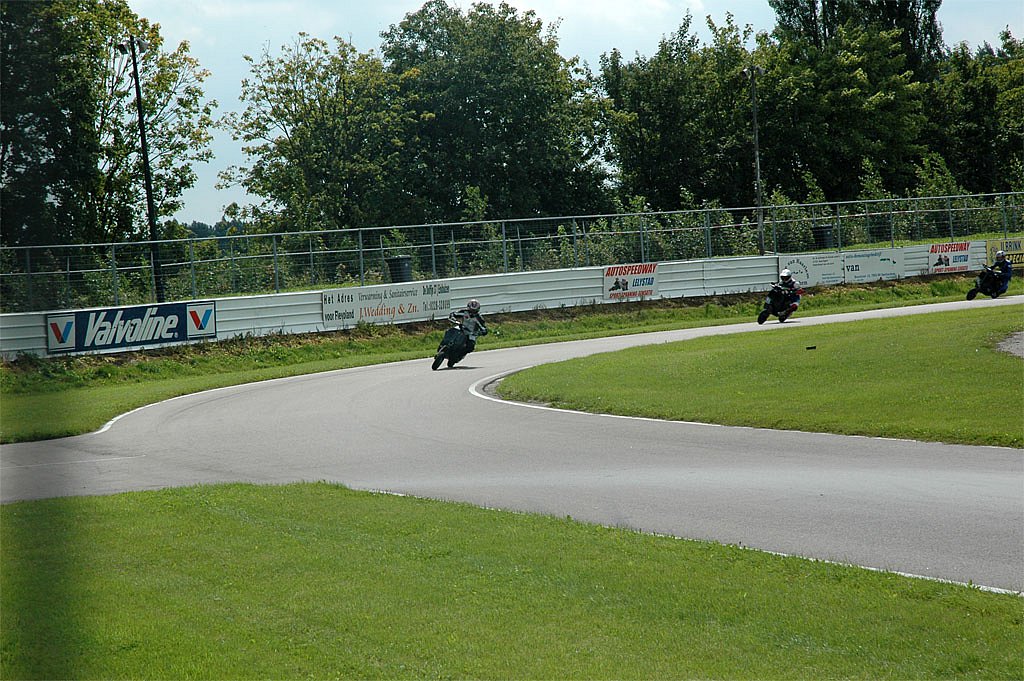 DSC-1657a.jpg