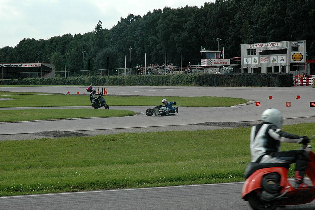 DSC-1665a.jpg