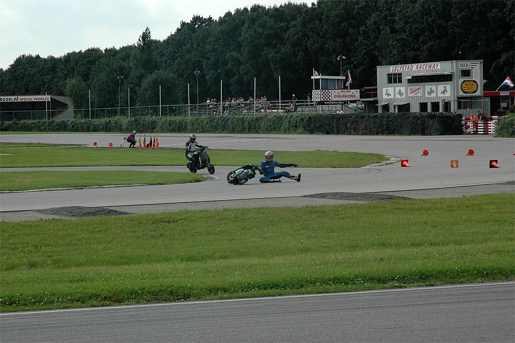 DSC-1666a.jpg