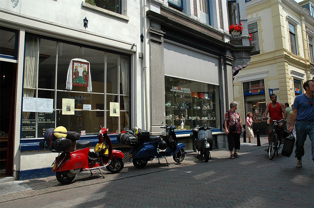 DSC-1100a.jpg